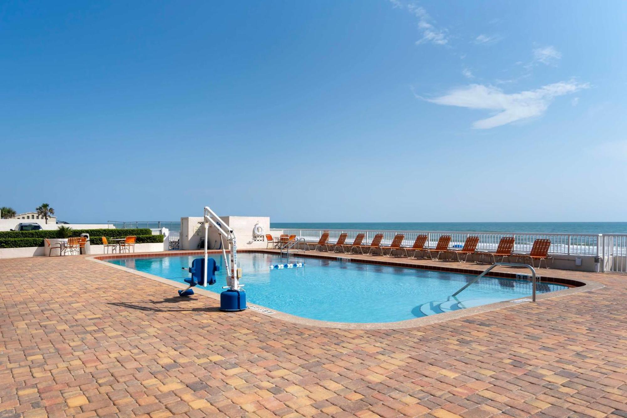 Best Western Plus Daytona Inn Seabreeze Daytona Beach Exterior foto
